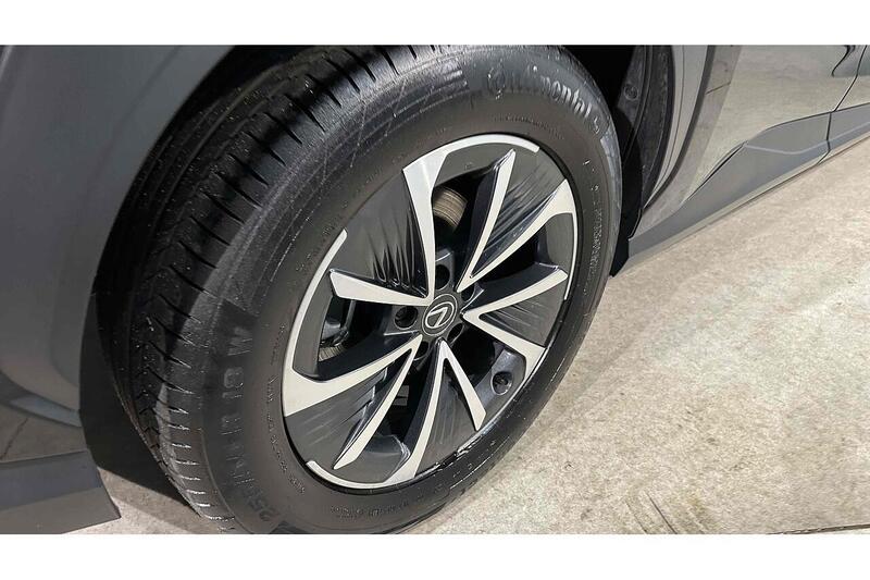 Lexus RZ 450e Urban - U130