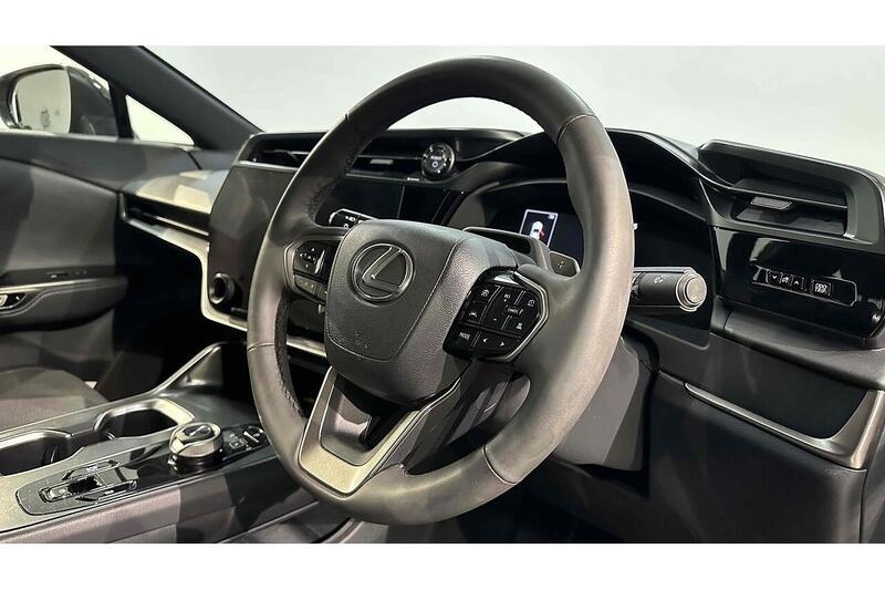 Lexus RZ 450e Urban - U130