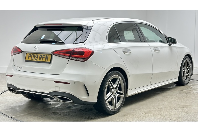 Mercedes-Benz A Class A220 AMG Line - U1300