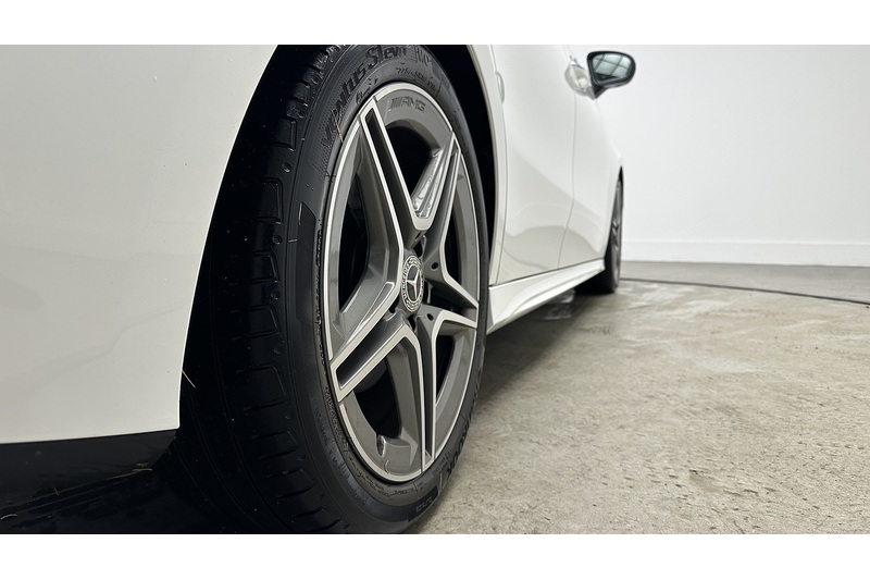 Mercedes-Benz A Class A220 AMG Line - U1300