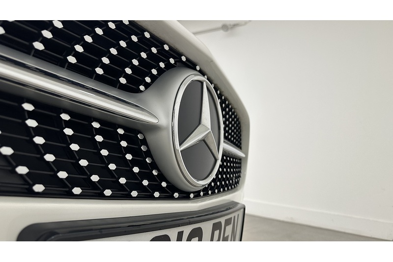 Mercedes-Benz A Class A220 AMG Line - U1300