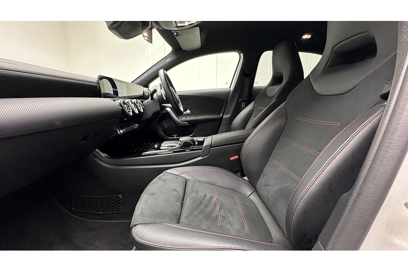 Mercedes-Benz A Class A220 AMG Line - U1300