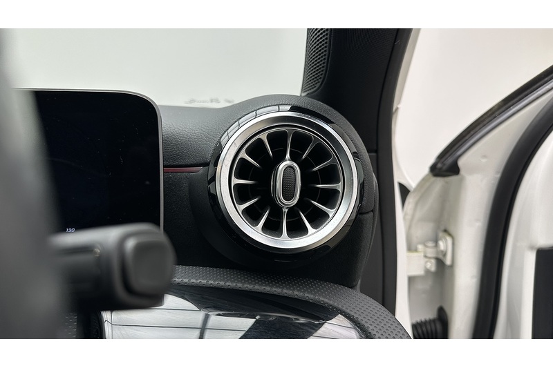 Mercedes-Benz A Class A220 AMG Line - U1300