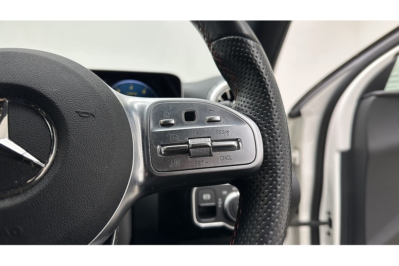 Mercedes-Benz A Class A220 AMG Line - U1300