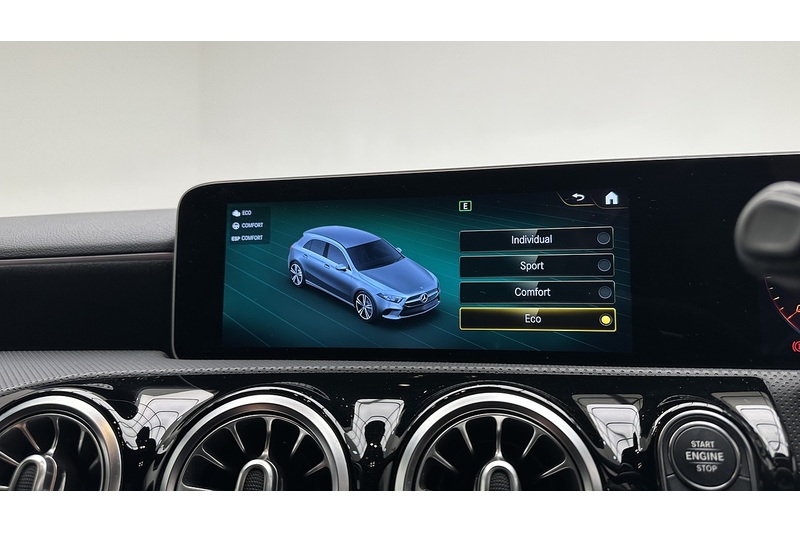 Mercedes-Benz A Class A220 AMG Line - U1300