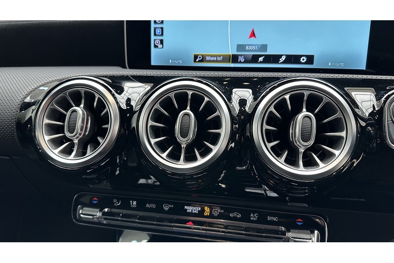 Mercedes-Benz A Class A220 AMG Line - U1300