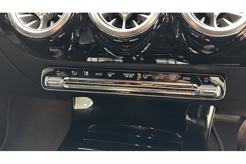 Mercedes-Benz A Class A220 AMG Line - U1300