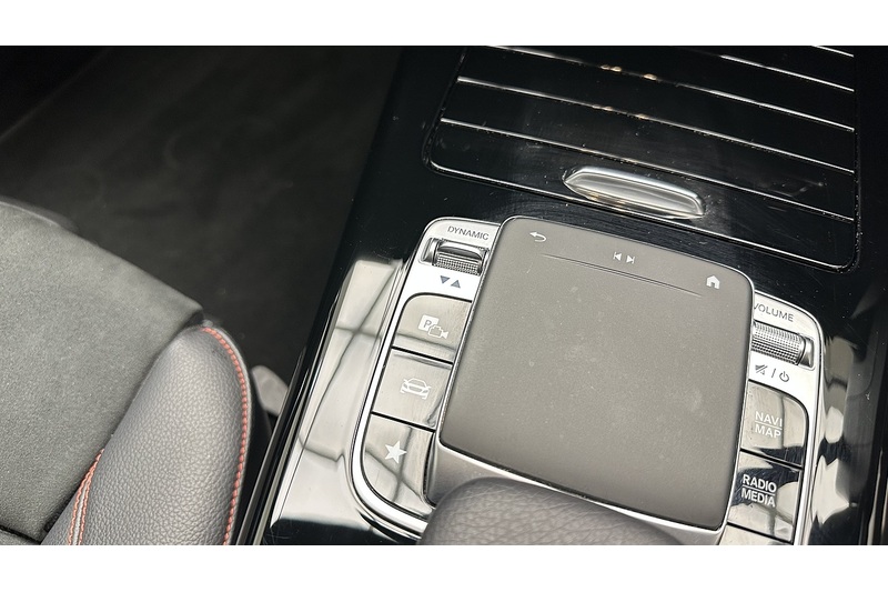 Mercedes-Benz A Class A220 AMG Line - U1300