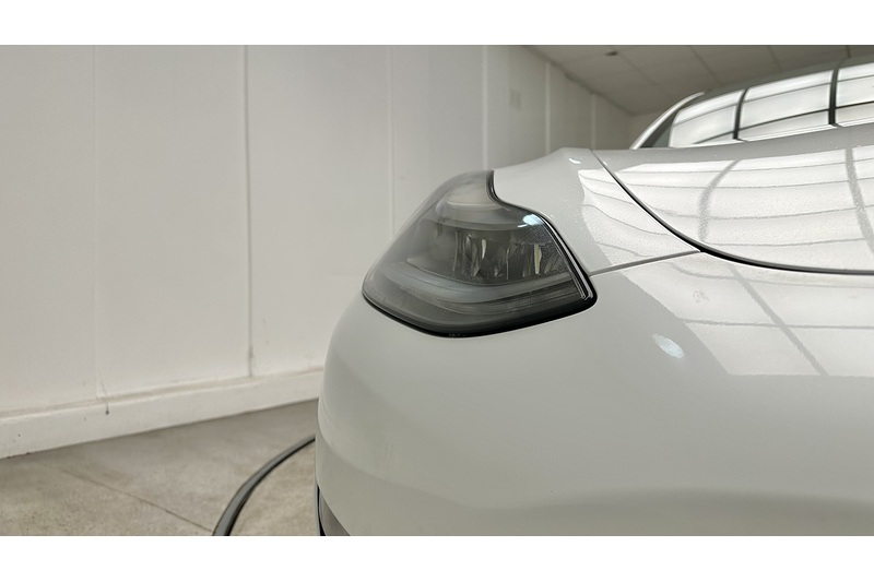 Tesla Model 3 Performance - U1413