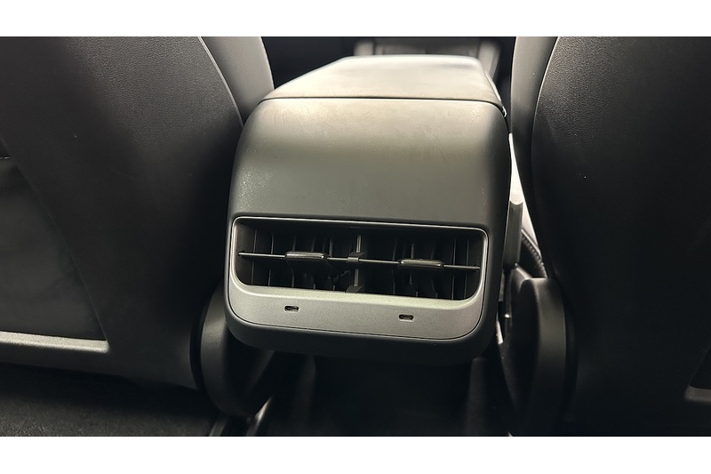 Tesla Model 3 Performance - U1413