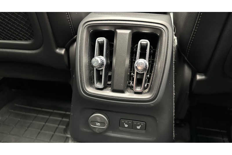 Volvo XC40 h T5 Ultimate Bright - U1446