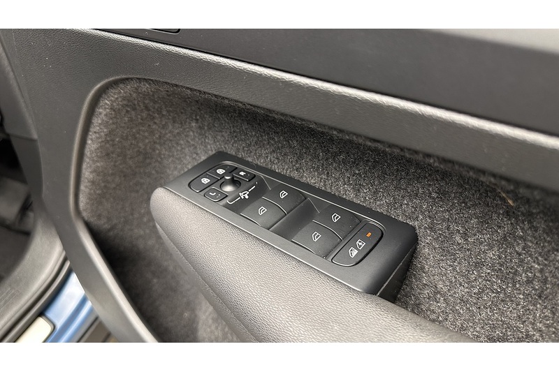 Volvo XC40 h T5 Ultimate Bright - U1446