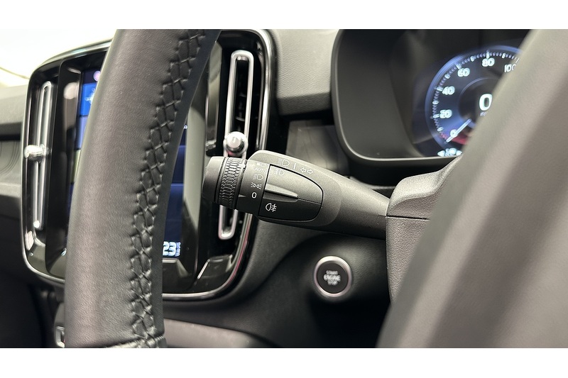 Volvo XC40 h T5 Ultimate Bright - U1446
