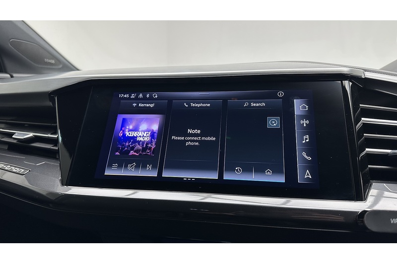 Audi Q4 e-tron Launch Edition - U1540