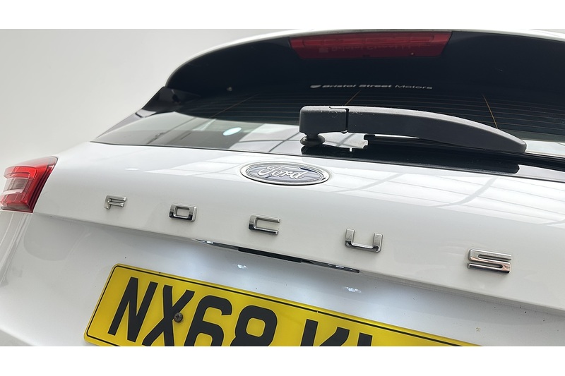 Ford Focus T EcoBoost Zetec - U1543