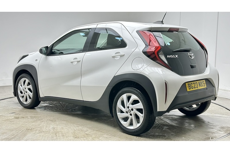 Toyota Aygo X VVT-i Pure - U1545