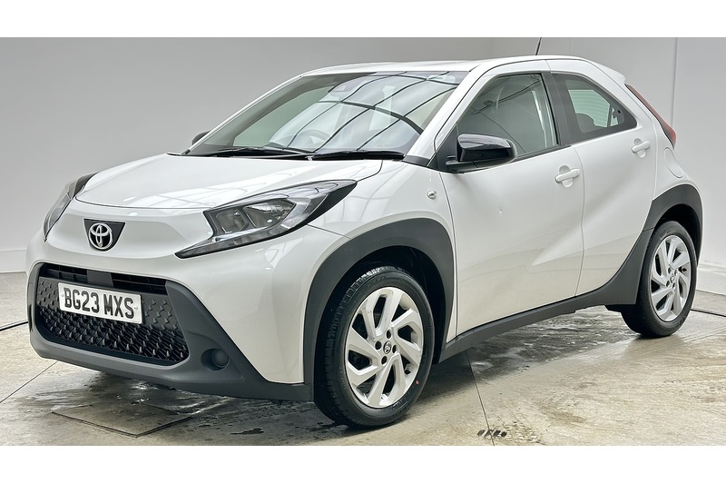 Toyota Aygo X VVT-i Pure - U1545