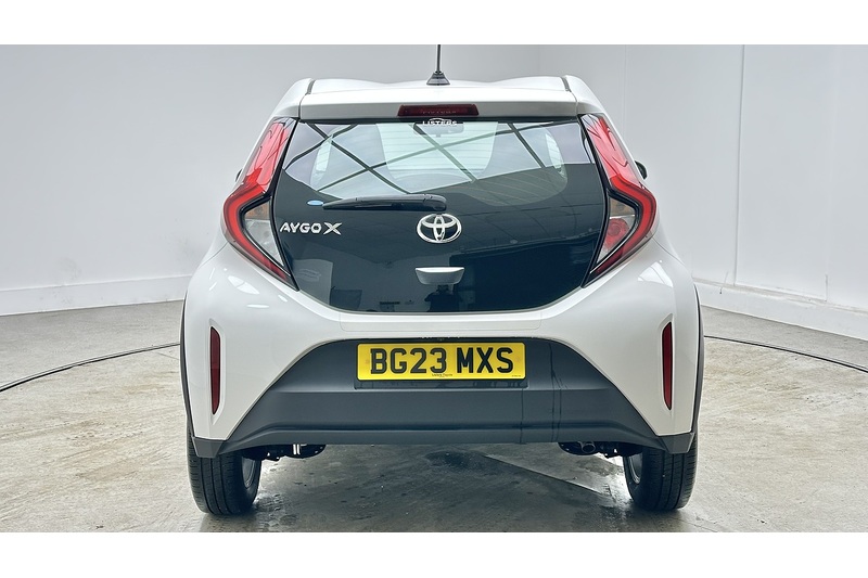 Toyota Aygo X VVT-i Pure - U1545
