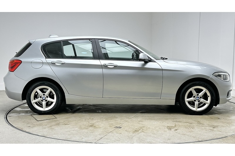 BMW 1 Series 116d SE Business - U1555