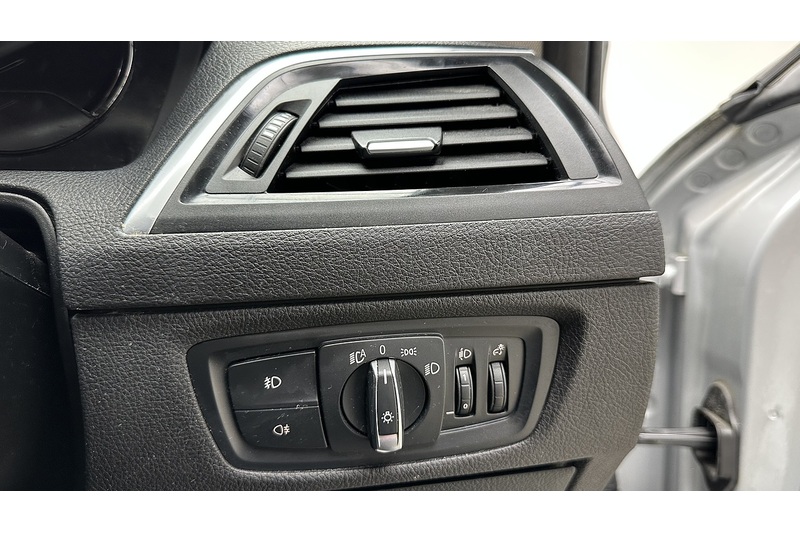 BMW 1 Series 116d SE Business - U1555