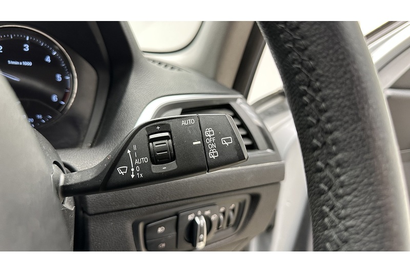 BMW 1 Series 116d SE Business - U1555