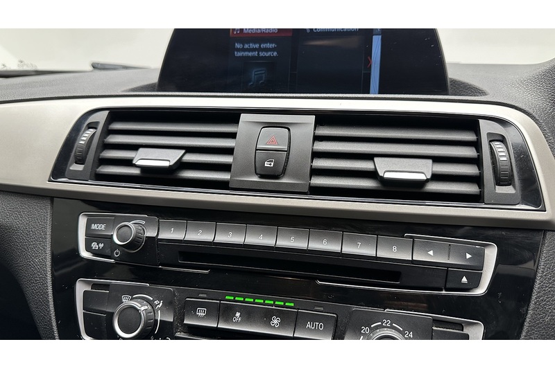 BMW 1 Series 116d SE Business - U1555