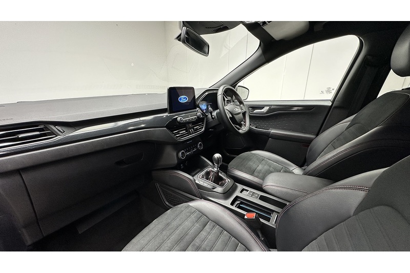 Ford Kuga T EcoBoost ST-Line First Edition - U1590