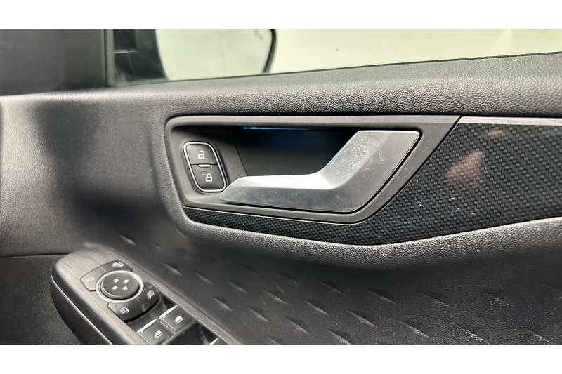 Ford Kuga T EcoBoost ST-Line First Edition - U1590