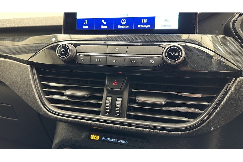 Ford Kuga T EcoBoost ST-Line First Edition - U1590