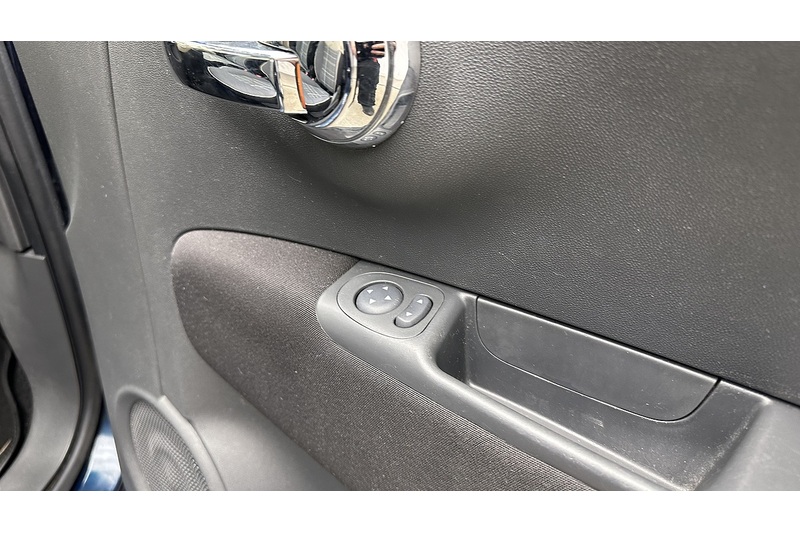 Fiat 500 Lounge - U1637