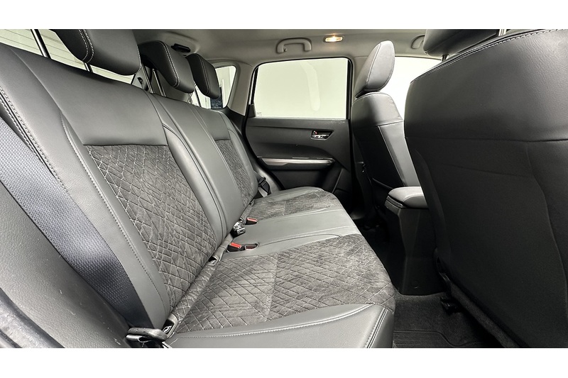 Suzuki Vitara Boosterjet MHEV SZ5 - U1638