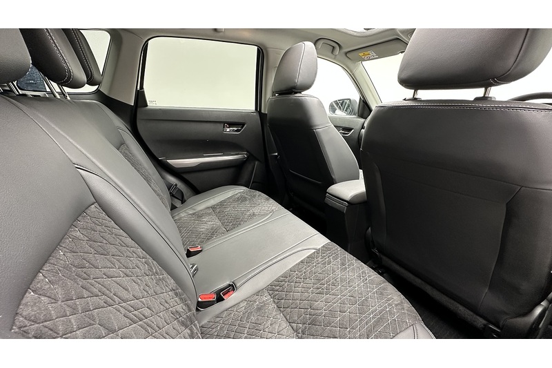 Suzuki Vitara Boosterjet MHEV SZ5 - U1638