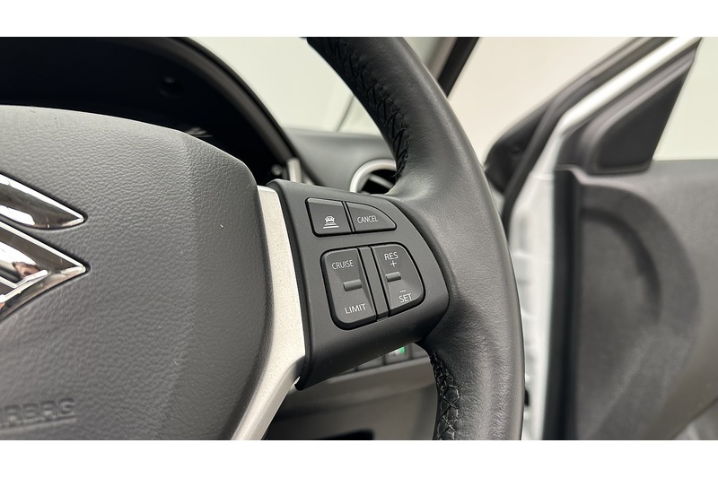 Suzuki Vitara Boosterjet MHEV SZ5 - U1638