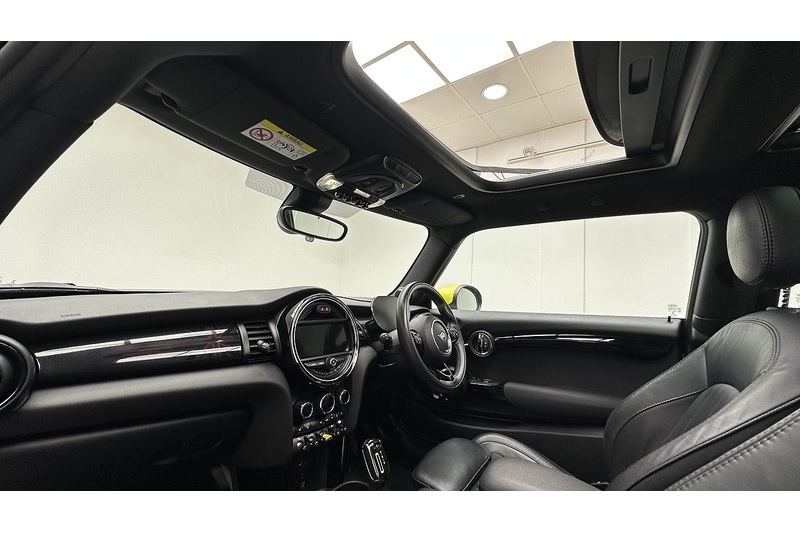 MINI Electric Hatch Cooper SE Level 3 - U1643