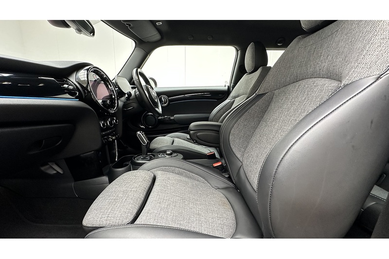 MINI Electric Hatch Cooper SE Level 2 - U1691