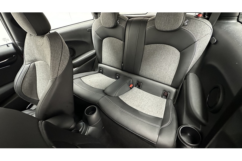 MINI Electric Hatch Cooper SE Level 2 - U1691