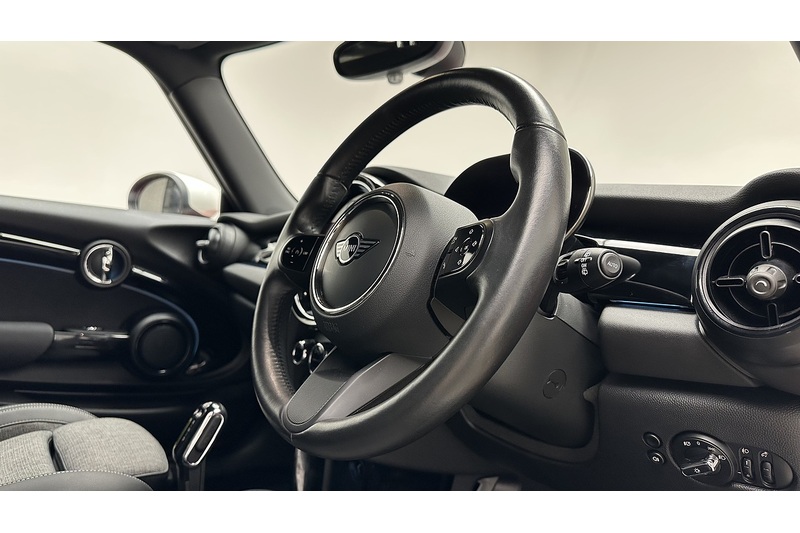 MINI Electric Hatch Cooper SE Level 2 - U1691