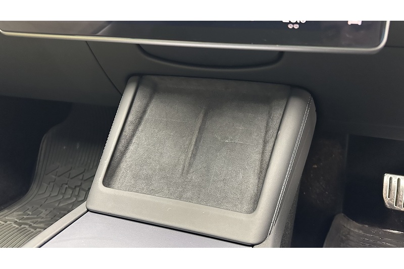 Tesla Model 3 Performance - U1693