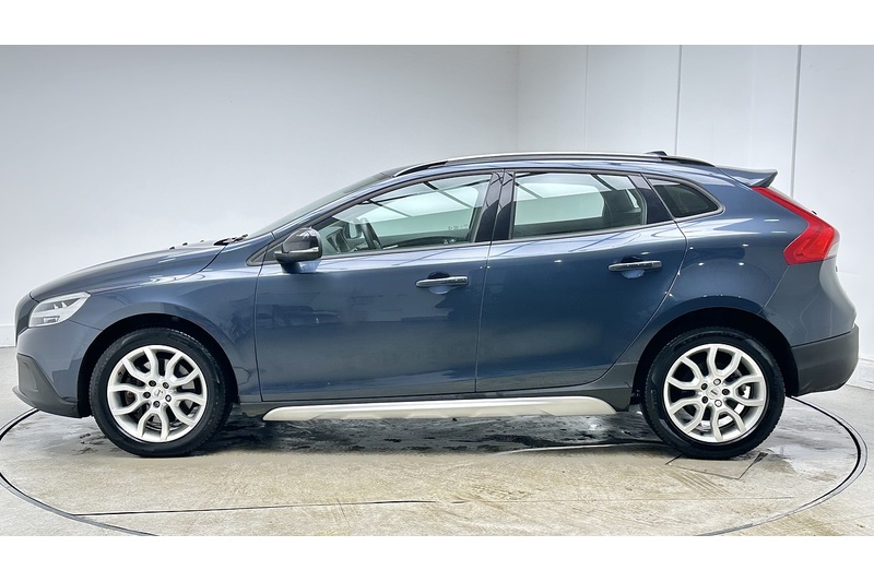 Volvo V40 Cross Country T3 - U1710