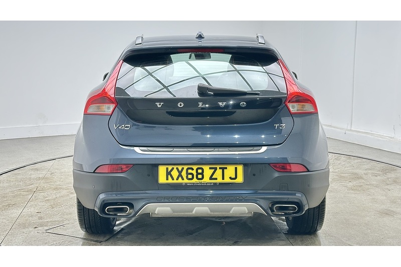 Volvo V40 Cross Country T3 - U1710