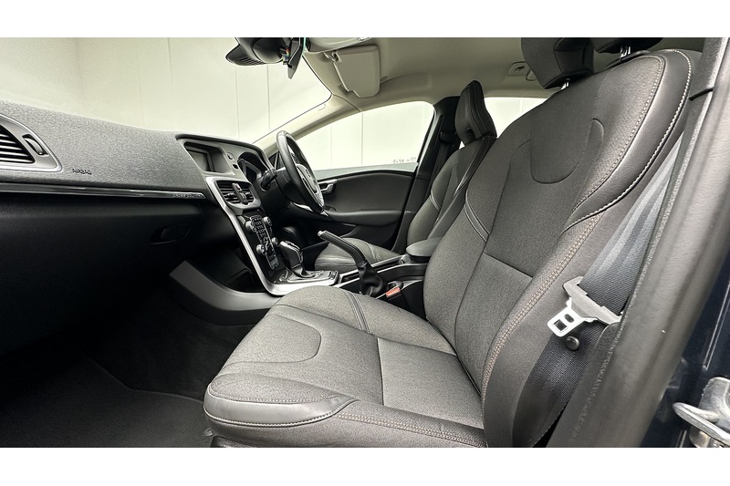 Volvo V40 Cross Country T3 - U1710