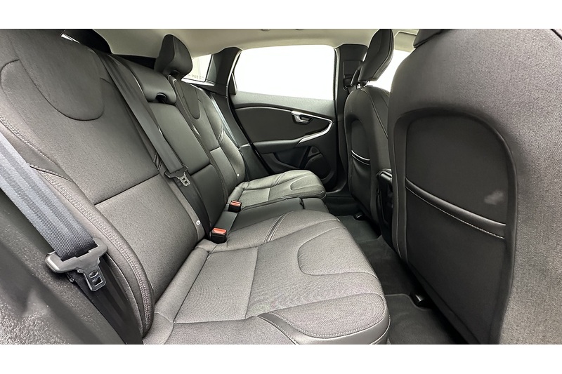 Volvo V40 Cross Country T3 - U1710