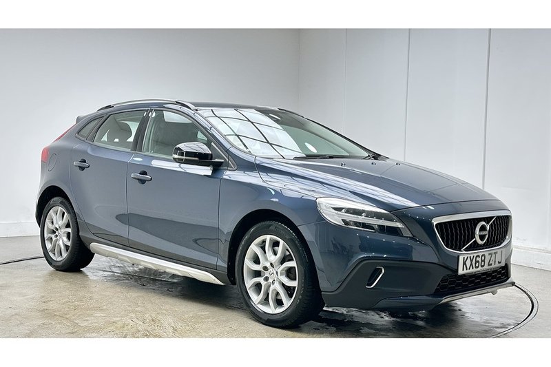 Volvo V40 Cross Country T3 - U1710