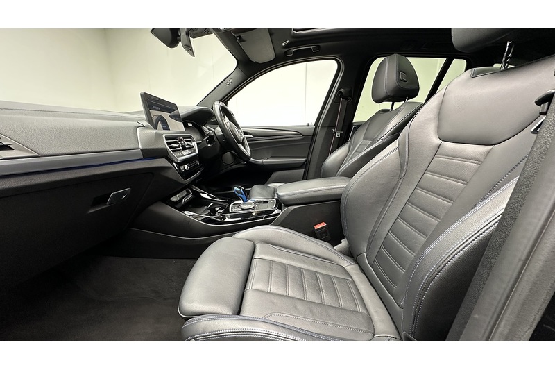 BMW iX3 M Sport Pro - U1718