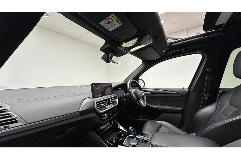 BMW iX3 M Sport Pro - U1718