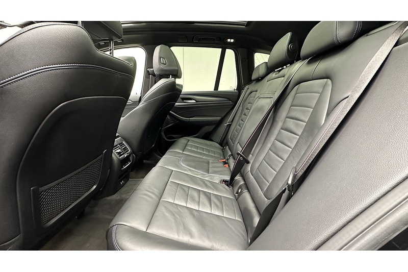 BMW iX3 M Sport Pro - U1718