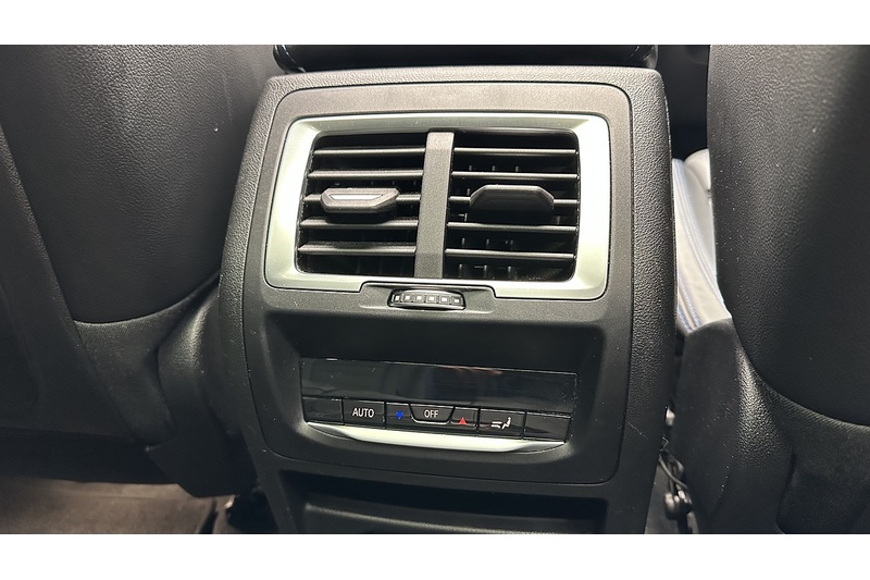 BMW iX3 M Sport Pro - U1718