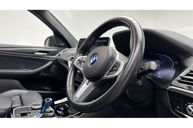 BMW iX3 M Sport Pro - U1718