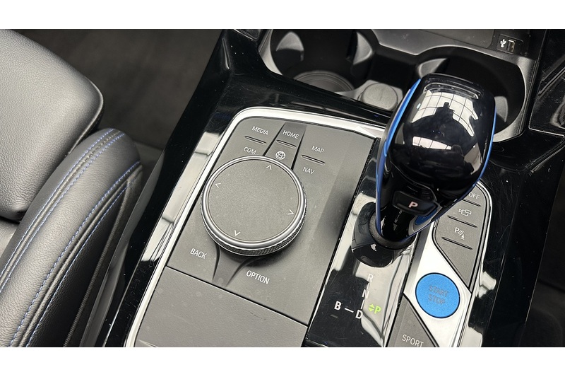 BMW iX3 M Sport Pro - U1718