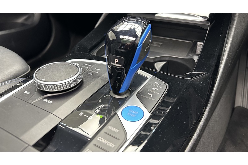 BMW iX3 M Sport Pro - U1718